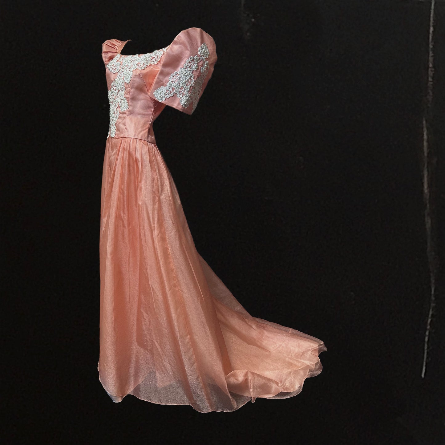 GLASS SLIPPER
